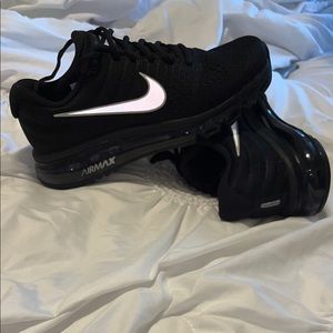 Brand new Nike Airmax